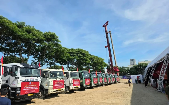 Chuẩn bị mặt bằng và hạ tầng kỹ thuật.